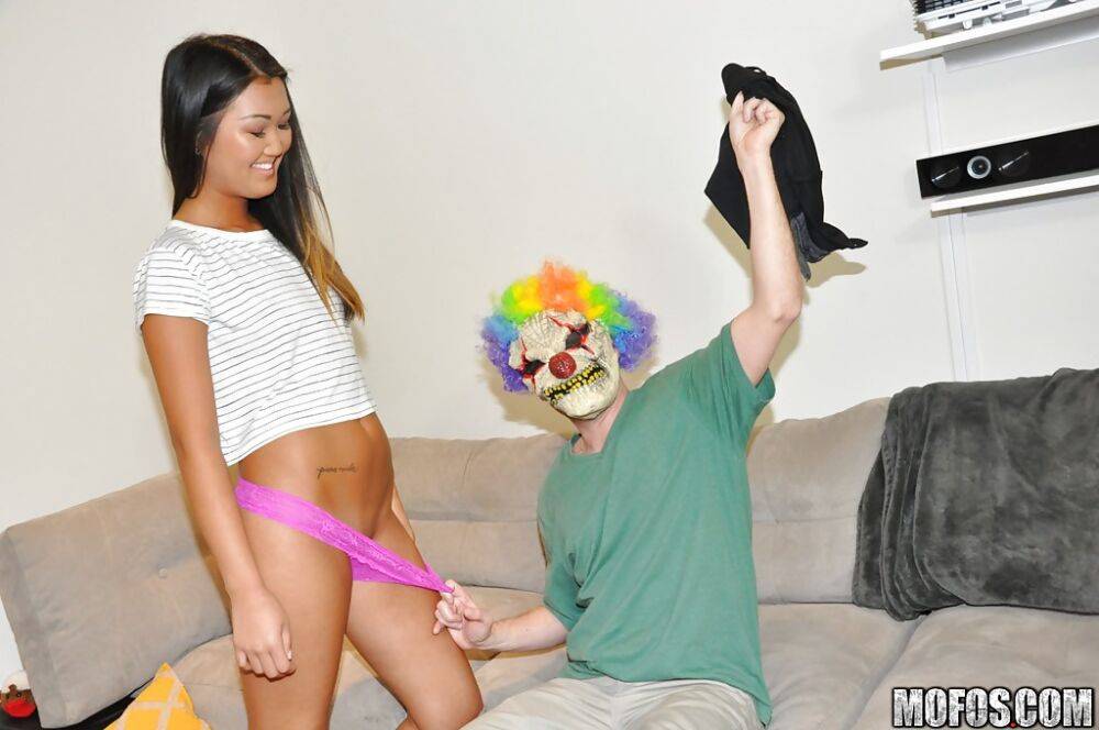 Amateur Asian girl Amy Parks getting fucked and jizzed on by man in clown mask - #7