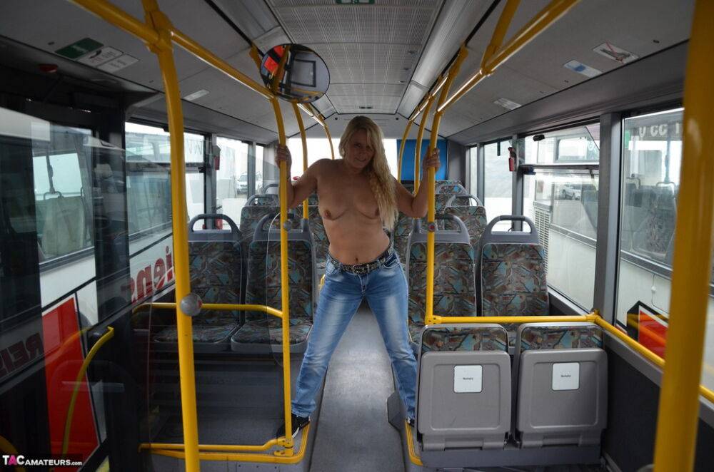 Blonde amateur Sweet Susi strips to her socks on a public bus | Photo: 1329493