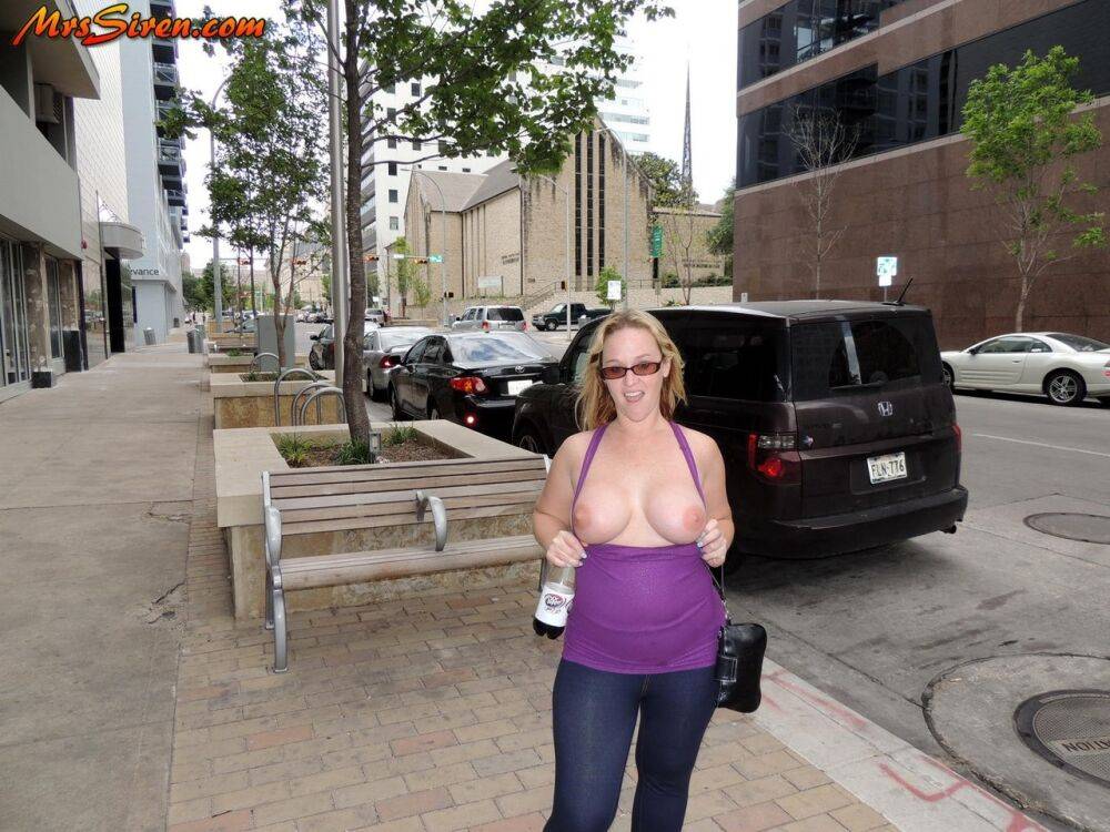 Fat amateur Dee Siren exposes her tits and ass in public before being fingered - #7