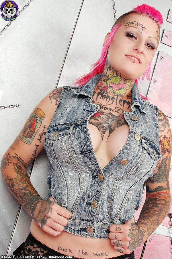 Tatted girl Miss Monster sports pink hair while inserting a bottle in her twat - #10