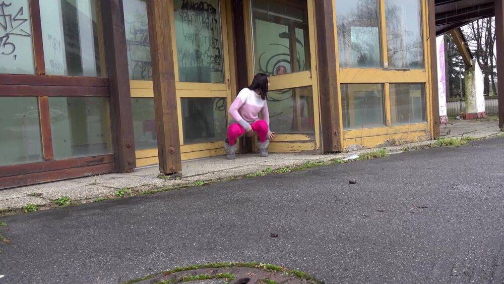 Short taken girl Victoria Daniels pees at a transit stop in pink tights & UGGs - #12
