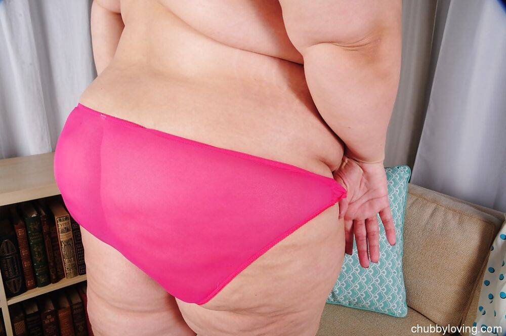 Huge woman Erin flashing super sized pink panties and fat breasts - #16