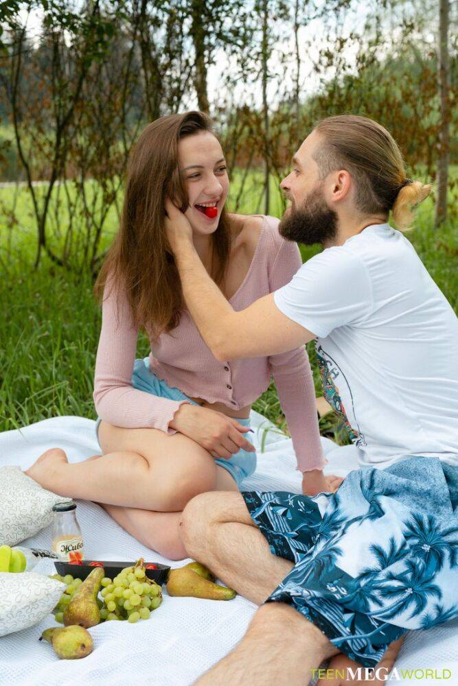 Naked teen Alice Kingsly and her man have sex on a blanket during a picnic - #8