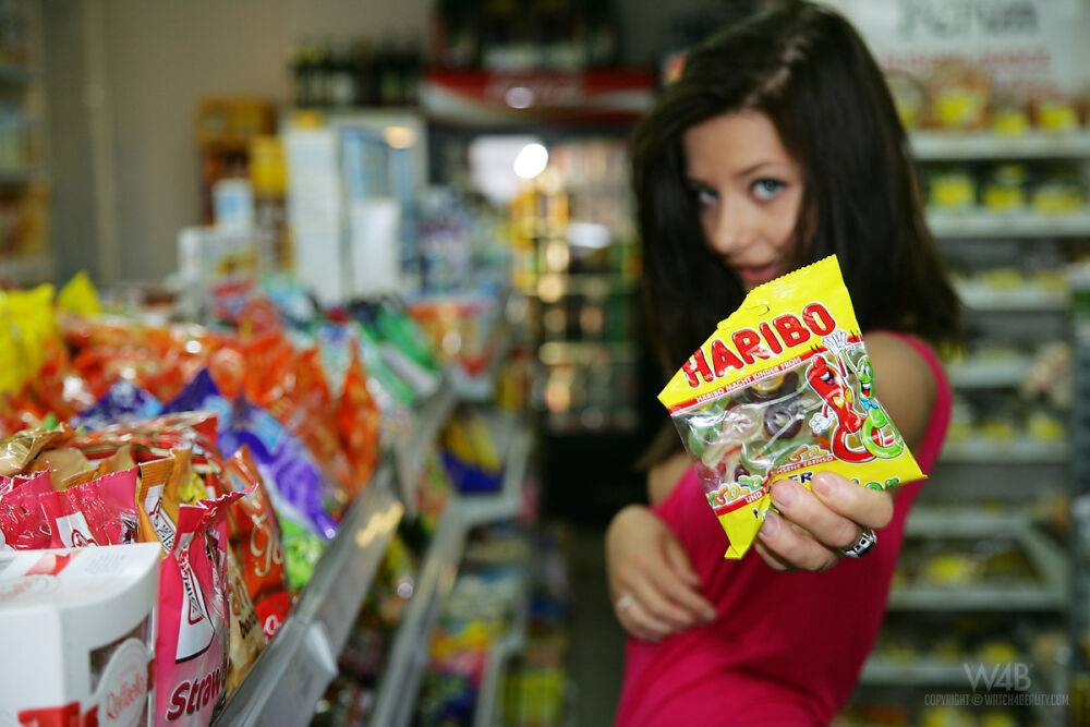 College girl shows goes around a grocery store in the nude on a dare - #4