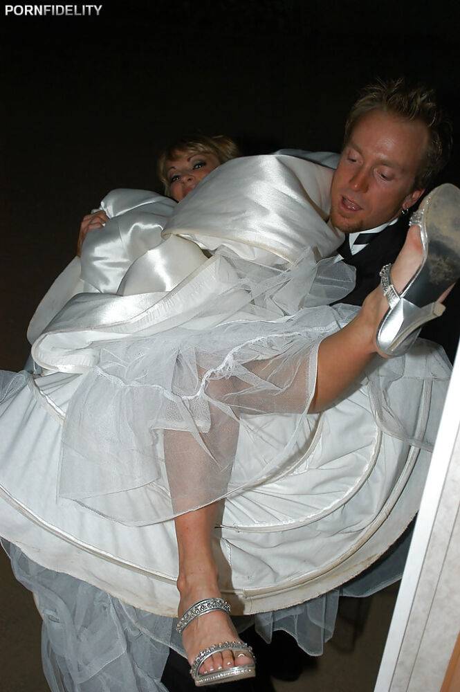 Milf bride Shayla LaVeaux is doing an amazing blowjob in a wedding dress - #1