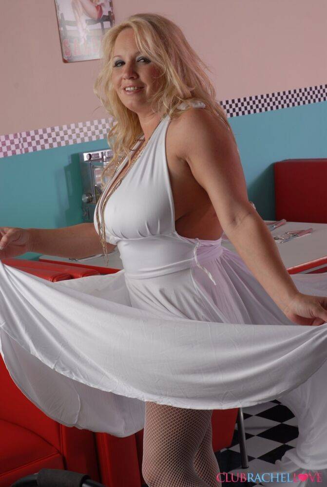 Busty blonde Rachel Love dildos her asshole while attending a retro diner - #7