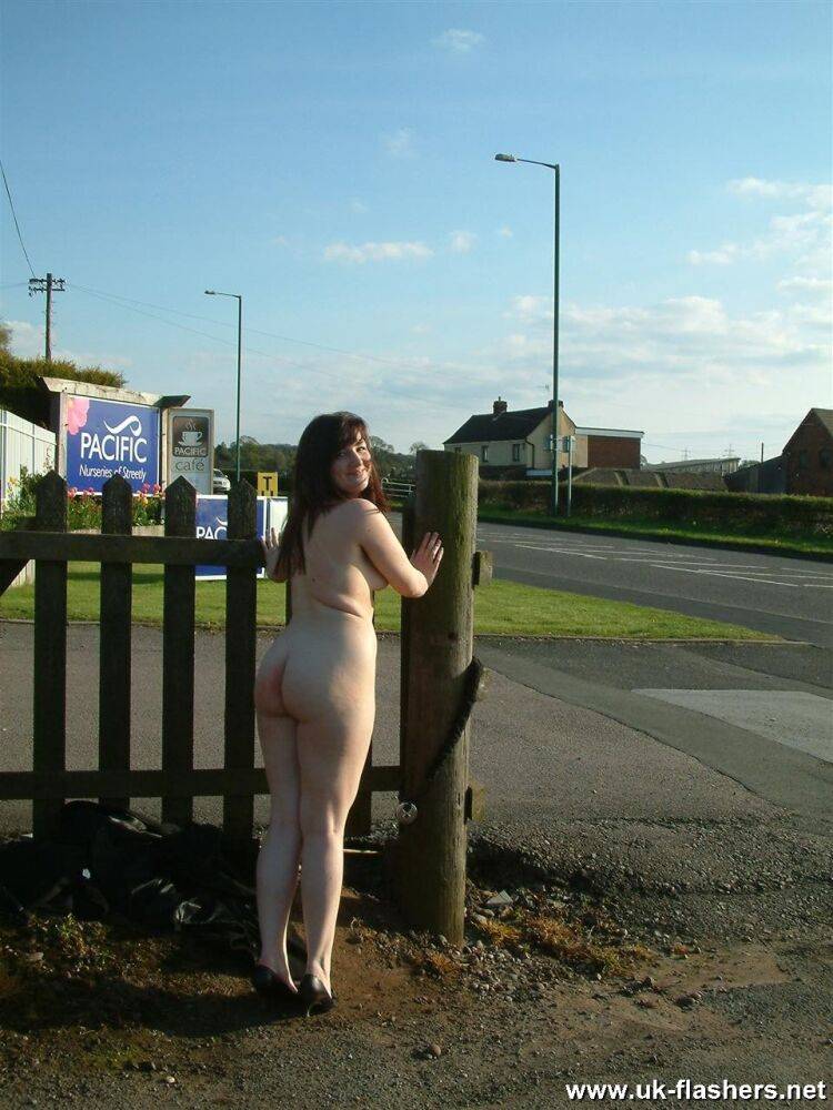 Thick amateur with brunette hair strips naked in a public setting - #10