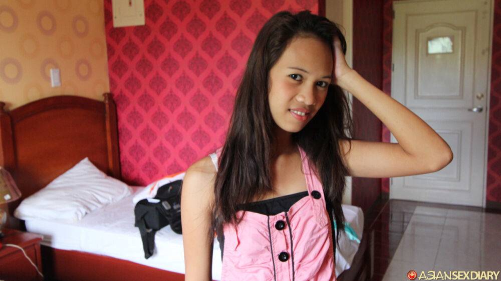 Pretty Filipina teen takes a money shot while pleasing a sex tourist - #11