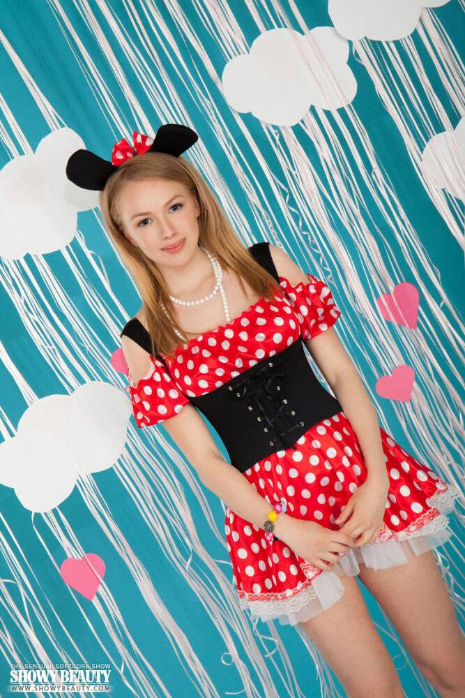 Cute teen Lea showcases her bald slit after removing a polka-dot dress - #11