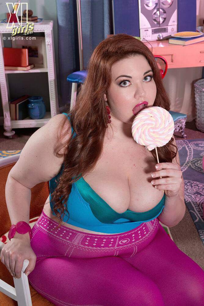 Super sexy fatty Nixie Night lick a lollipop while exposing great big boobs - #4