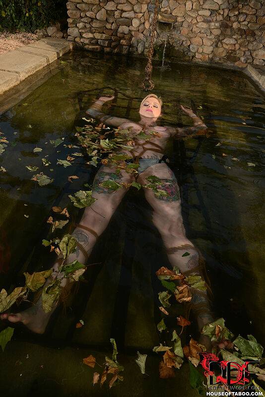 Tattooed chick Hollie Hatton is restrained and submerged in a pool of water - #3