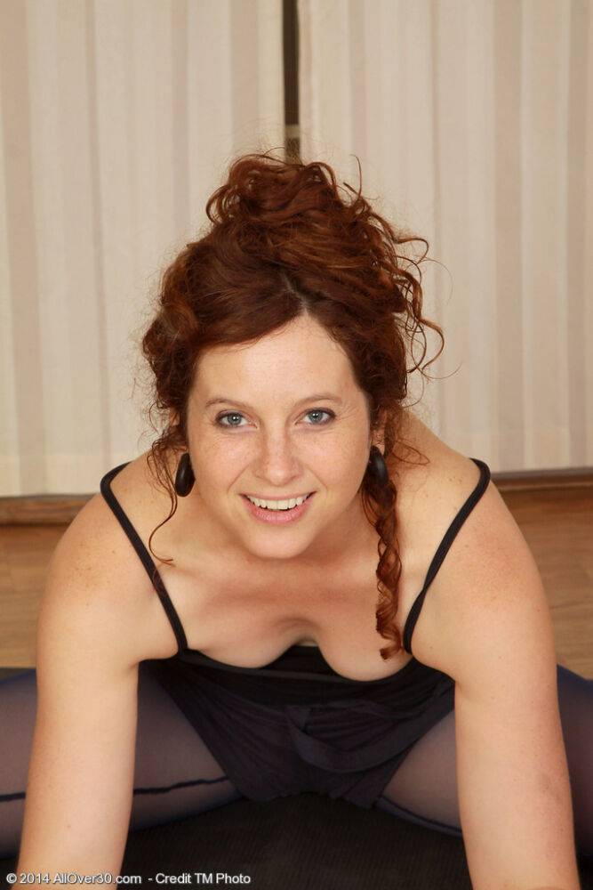 30 plus redhead models naked after removing her footless pantyhose - #15