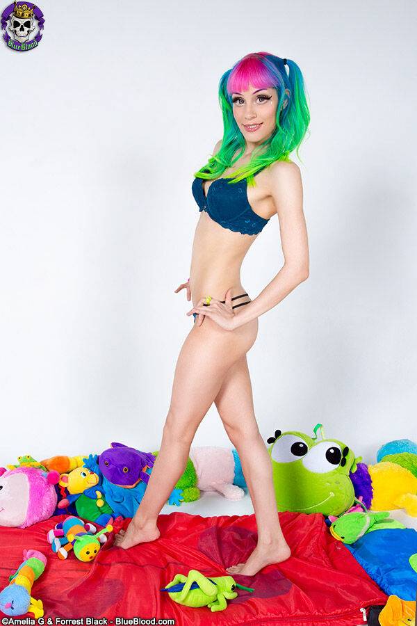 Tall teen Dorothy Perkins models totally naked with dyed hair in pigtails - #12