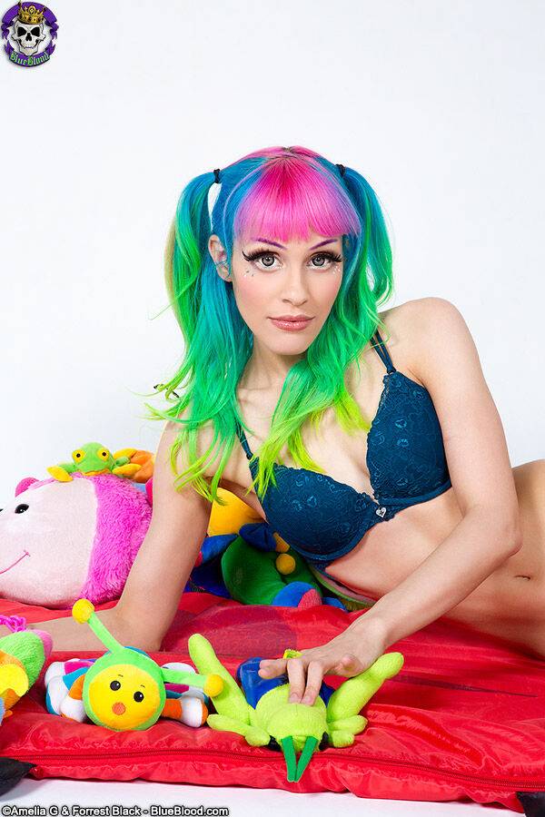 Tall teen Dorothy Perkins models totally naked with dyed hair in pigtails - #14