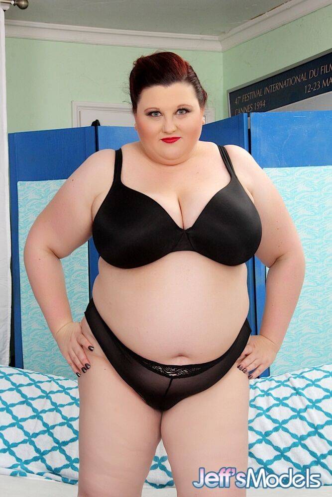 Huge BBW Stazi frees big saggy tits & spreads obese legs to finger fat snatch - #6