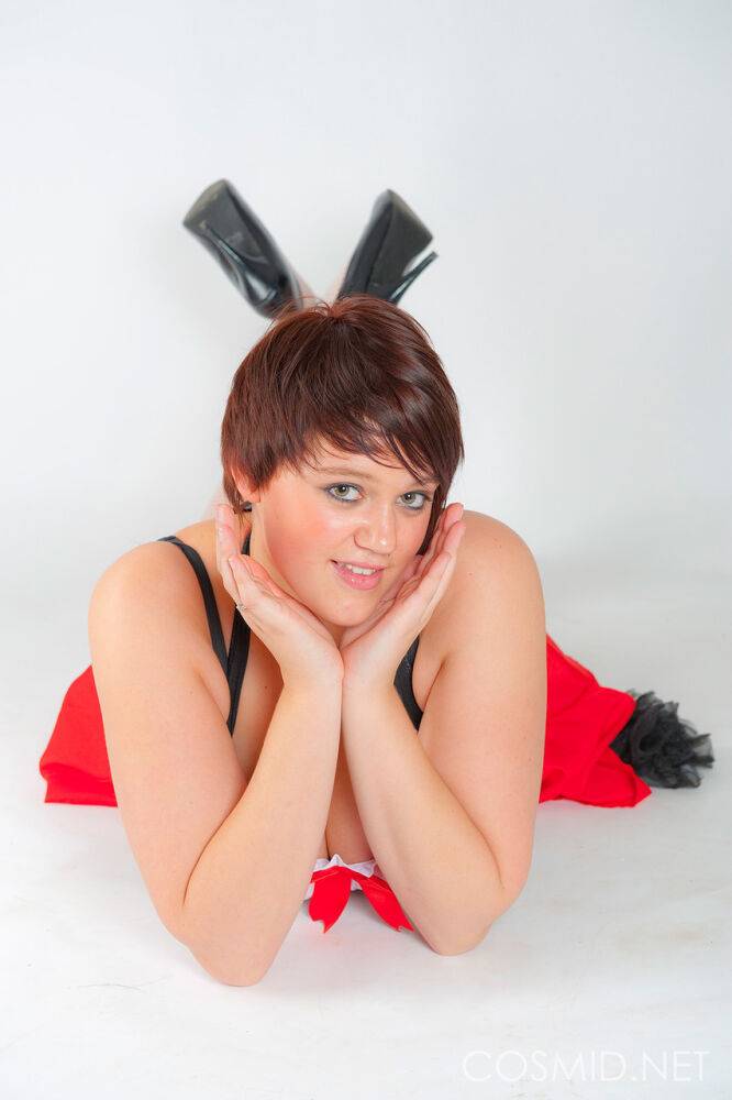 Short haired plumper Sian models non nude in a Red Riding Hood outfit - #1