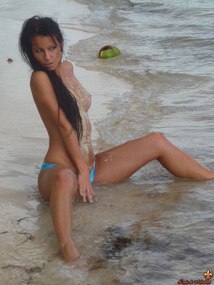 Glamour models take off their bikinis to model in the nude on a tropical beach - #6