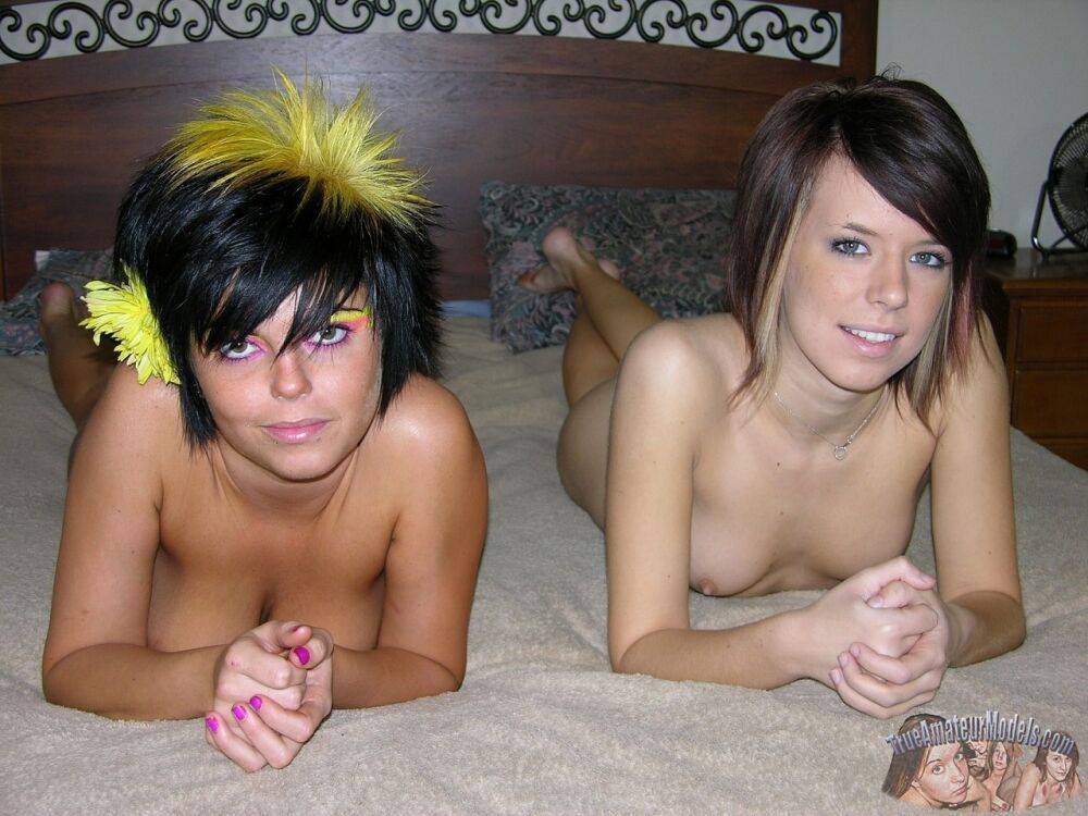 Amateur dykes from the USA doff micro skirts on way to posing nude together - #14