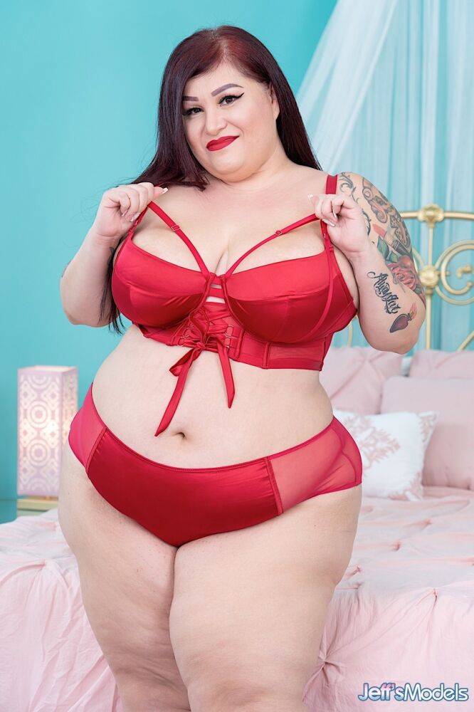 Obese redhead Monique Lustly ditches a red bra and panty set to get naked - #10