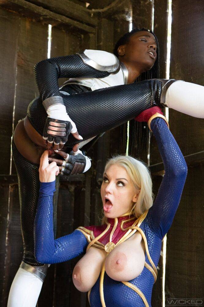 Hot blonde and a black chick eat ass during lesbian sex in cosplay attire - #6