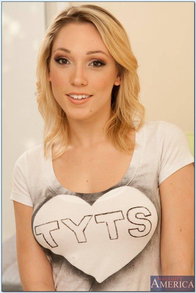 Lily LaBeau is hot teen babe with big boobs whose panties got wet - #15