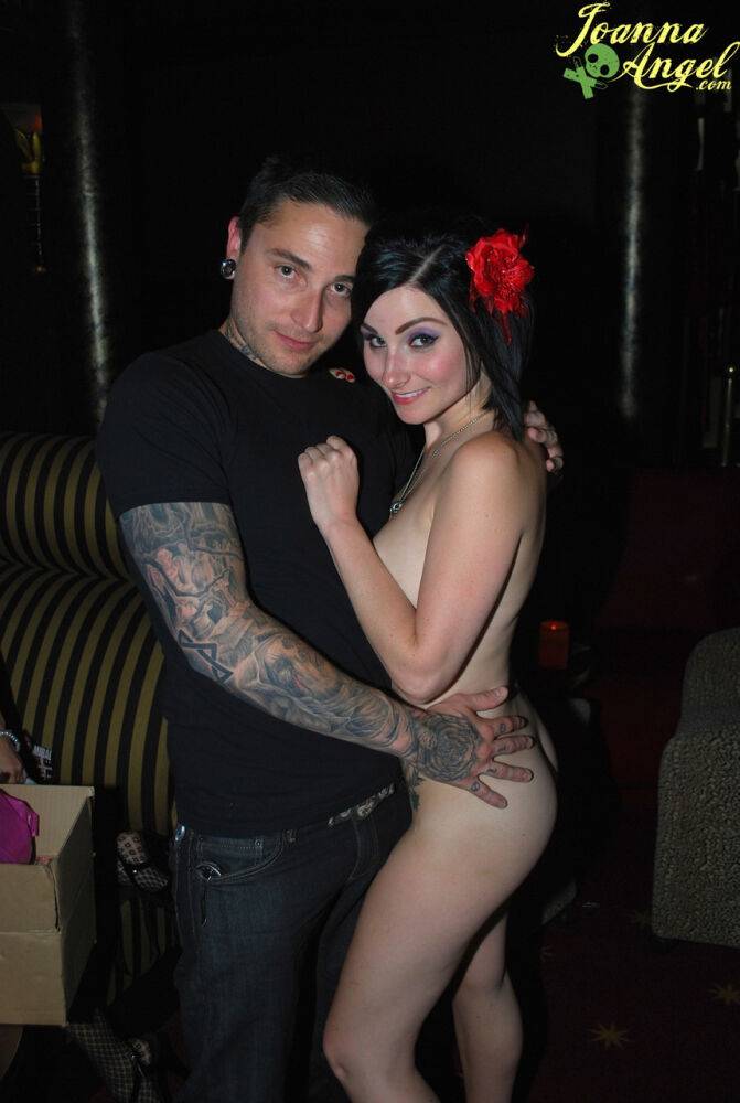 Tattooed amateurs shows off their bare asses while naked at a party - #7