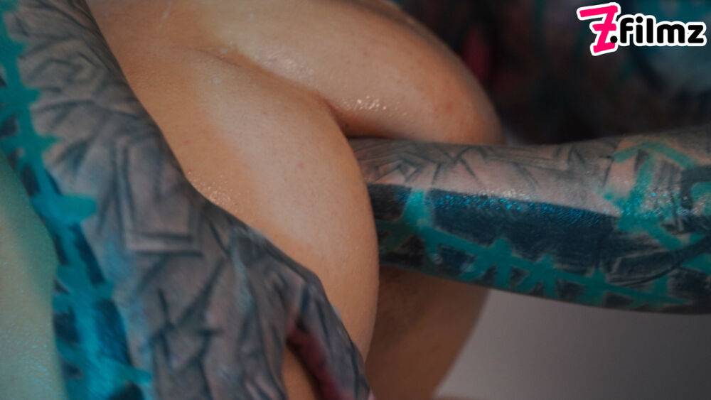 PHOTOSET double ANAL FISTING bath HUGE anal GAPES female orgasm, tattoo - #9
