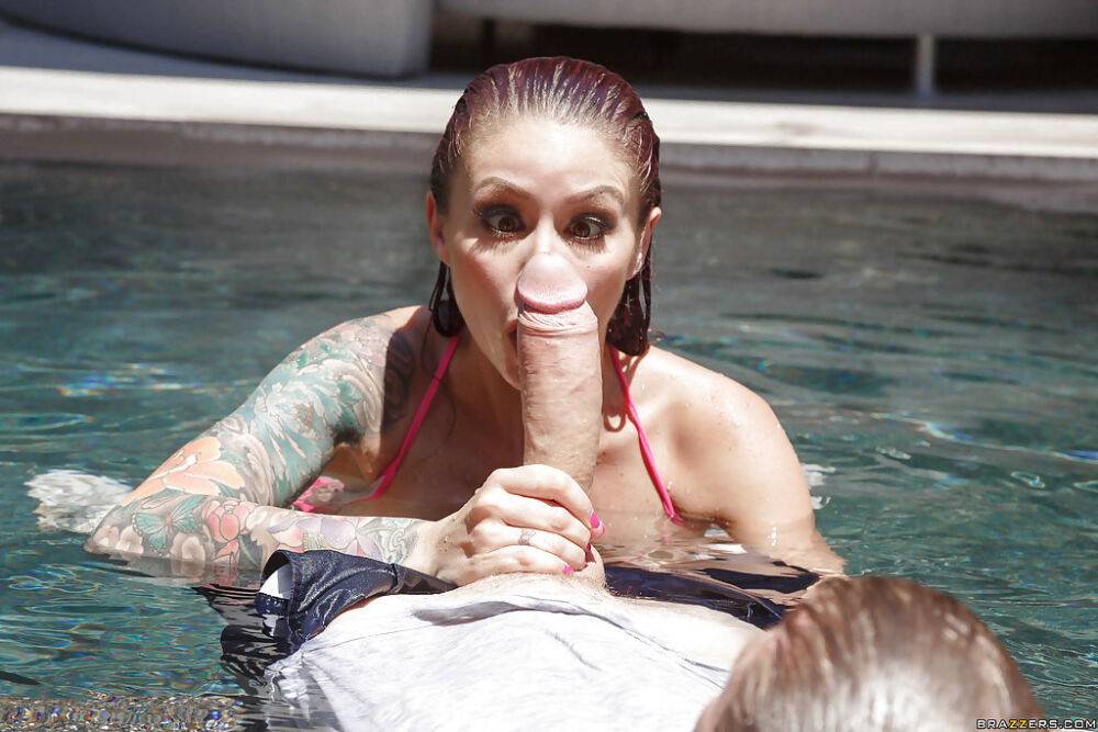 Tattooed MILF pornstar Monique Alexander sucks off big dick in pool and inside - #6