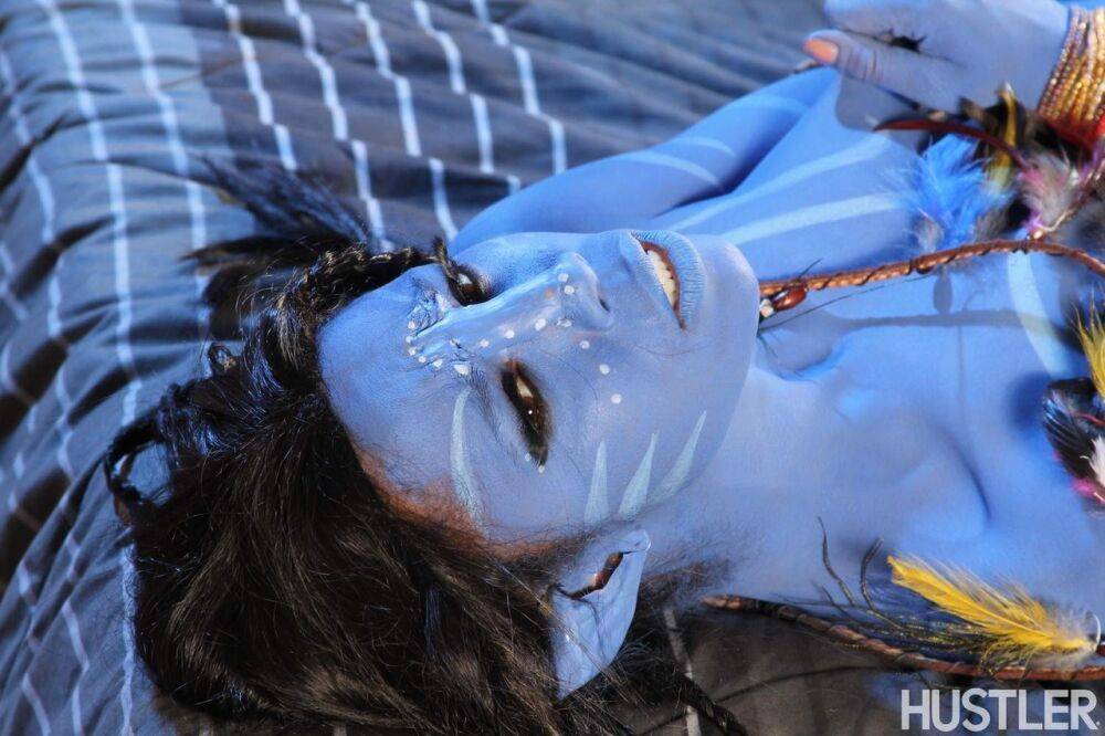 Cosplay beauty Misty Stone takes cock in nothing but blue body paint - #4