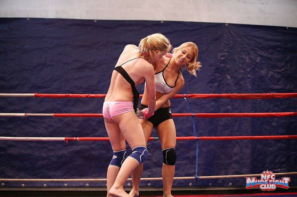 Nikky Thorne & Nataly Von clashing in the ring for lesbian catfight - #2
