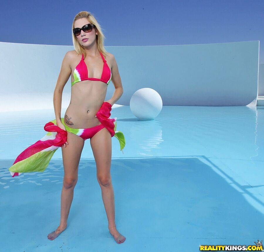 Horny babe in bikini and glasses Celeste star poses near azure pool - #4