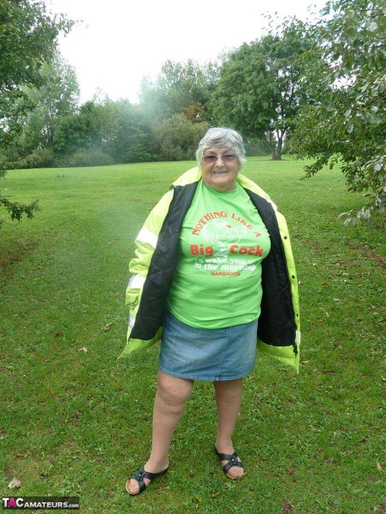 Fat British woman Grandma Libby exposes herself by a tree in a park - #4