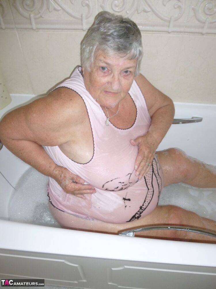 Old British fatty Grandma Libby gets naked while taking a bath - #11