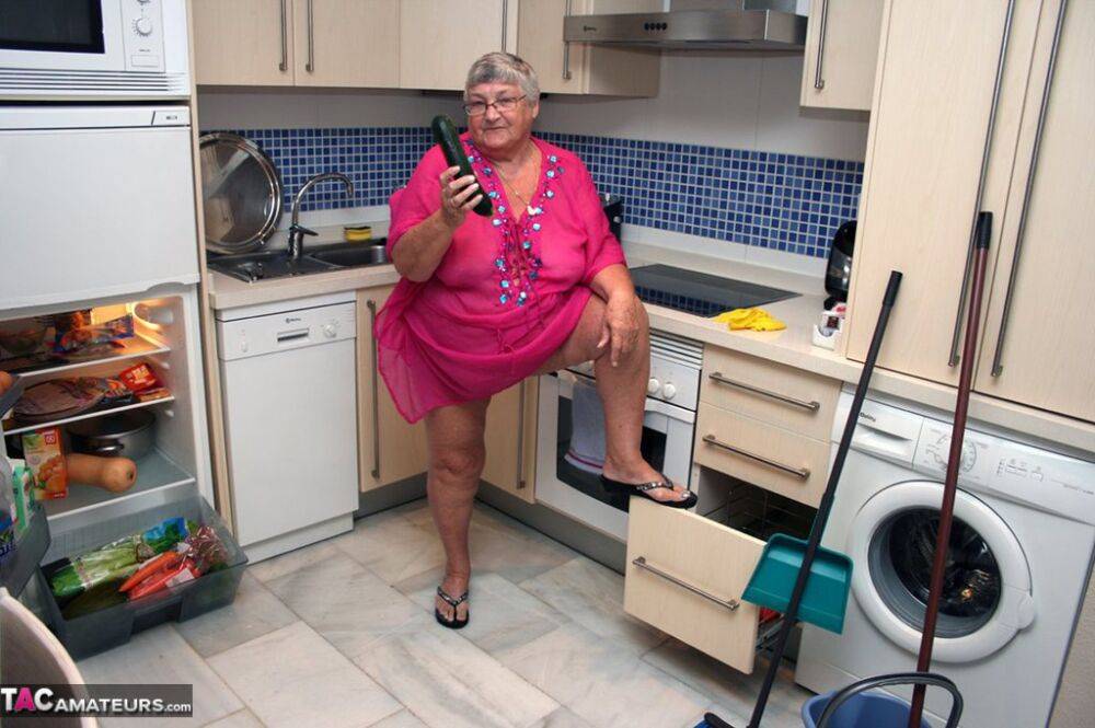 Fat UK nan Grandma Libby gets completely naked while cleaning her kitchen - #5