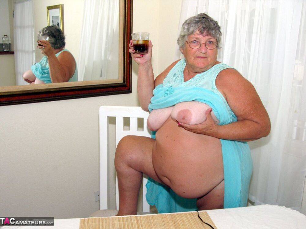 Obese amateur Grandma Libby bares her tan lined body after a phone sex - #4