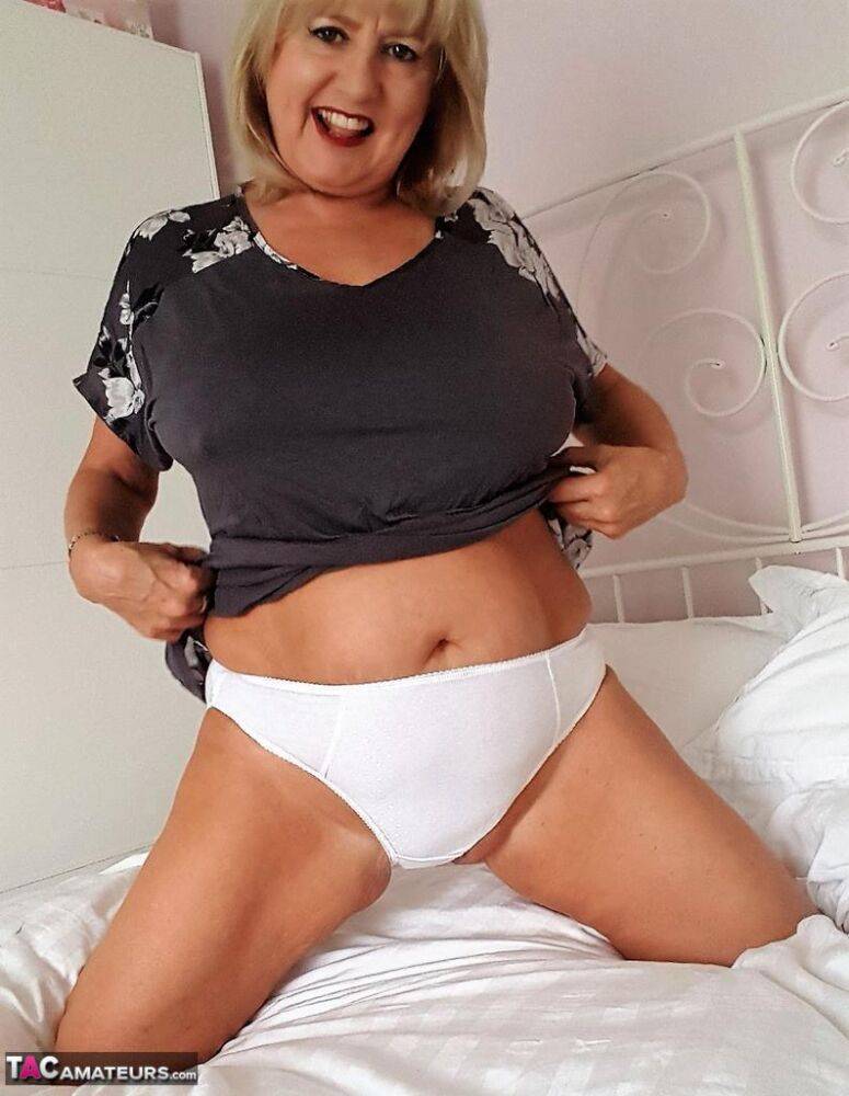 Mature fatty changes from cougar print panties to white cotton underwear - #8