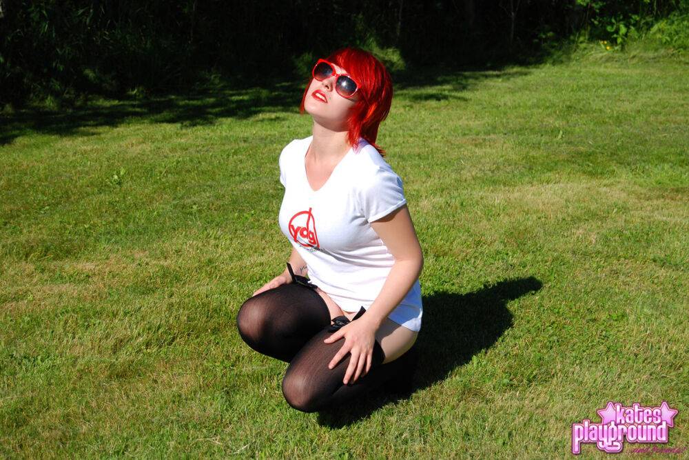 Redheaded amateur Sabrina soaks her white T-shirt out on a lawn in sunglasses - #5