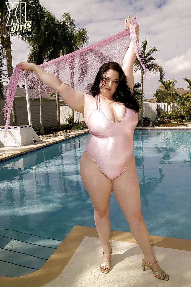 Fat brunette with lily white skin Monique L'Amour posing at the pool - #13