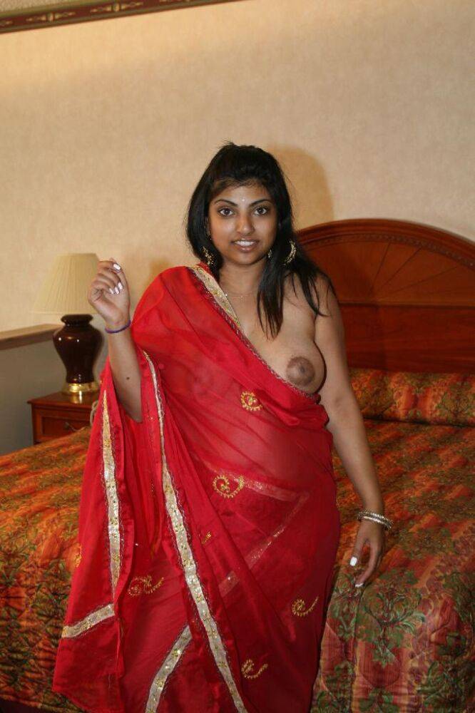 Indian Sex Lounge Chubby Indian Big Tits - #1