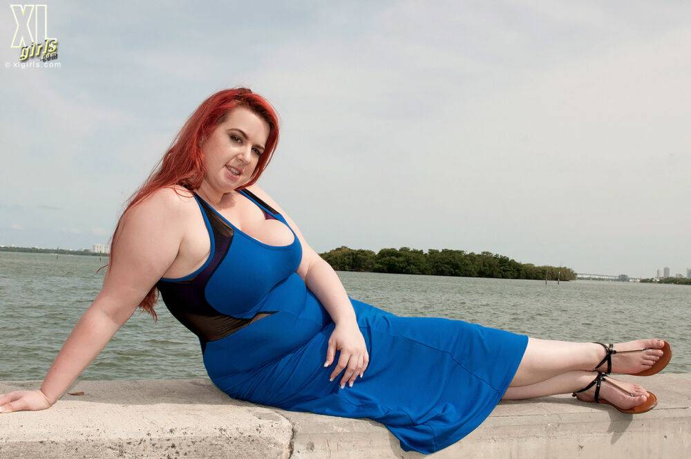 Redhead BBW Amerie Thomas runs water over her big tits after modeling a dress - #2