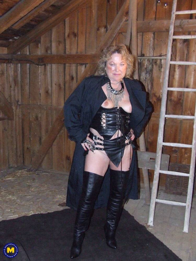 Addicted to the leather clothing mature woman gets bound and chained in barn - #1