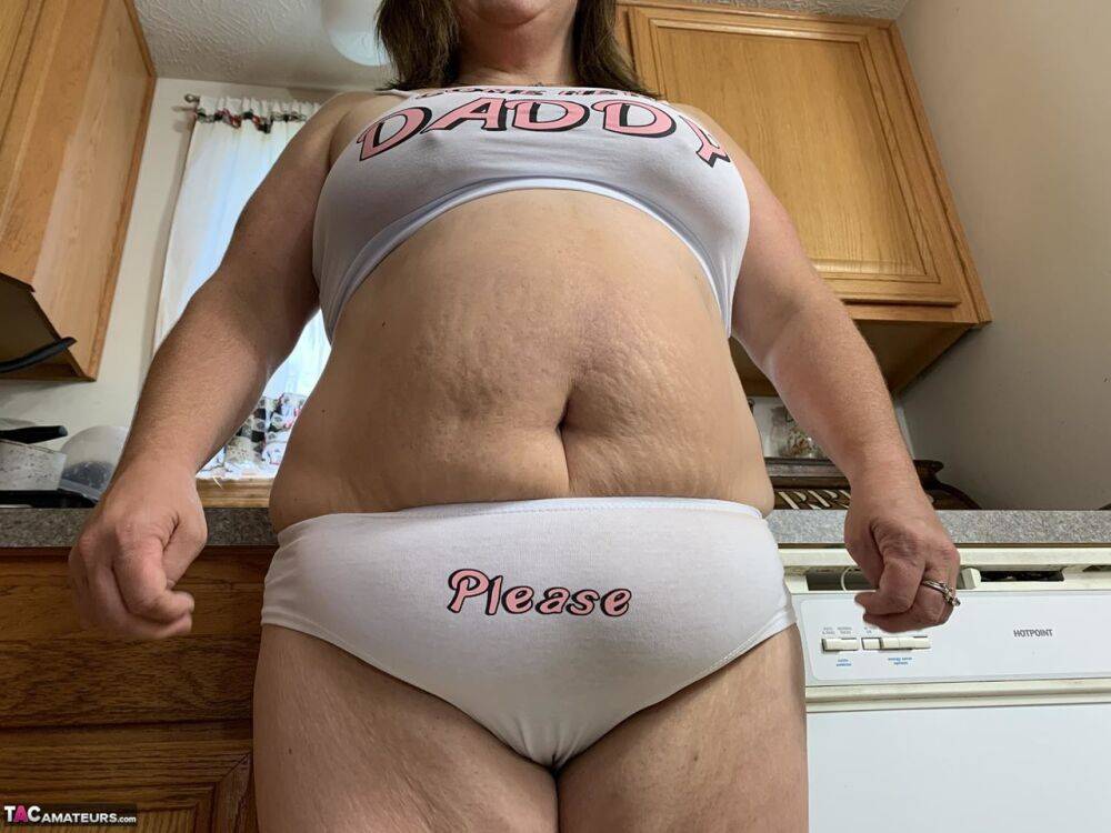 Middle aged BBW Sexy Nebbw shows her big tits and butt in a kitchen - #11