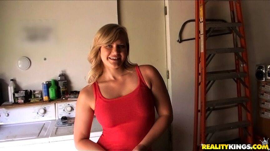 Blonde chick Roxy Lovette baring big natural tits while removing clothing - #14
