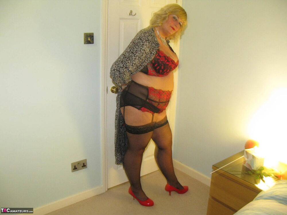 Mature BBW Chrissy Uk slides sheer panties aside after going topless - #12