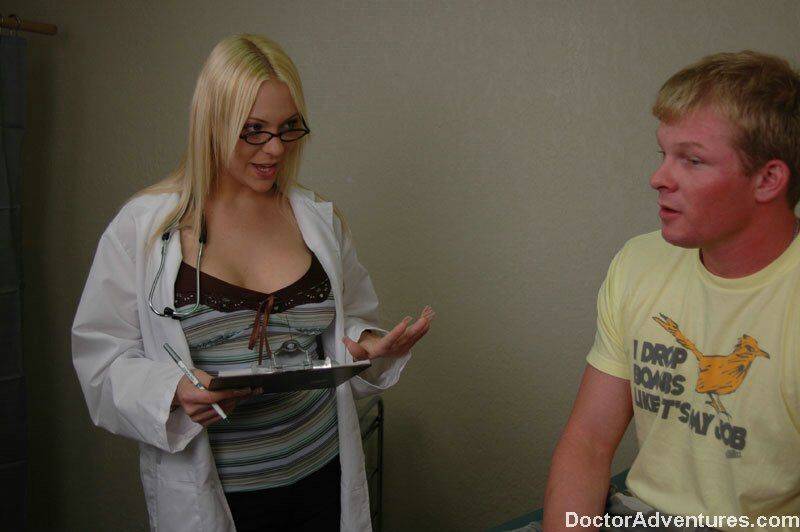 Busty doctor in glasses Daria Glover gives a blowjob to her patient - #15