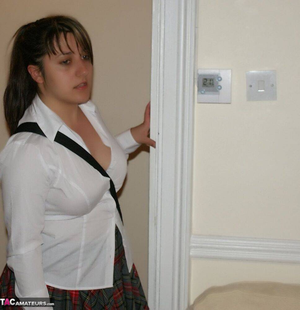 Chubby schoolgirl Kimberly Scott discovers a stash of girlie magazines - #3