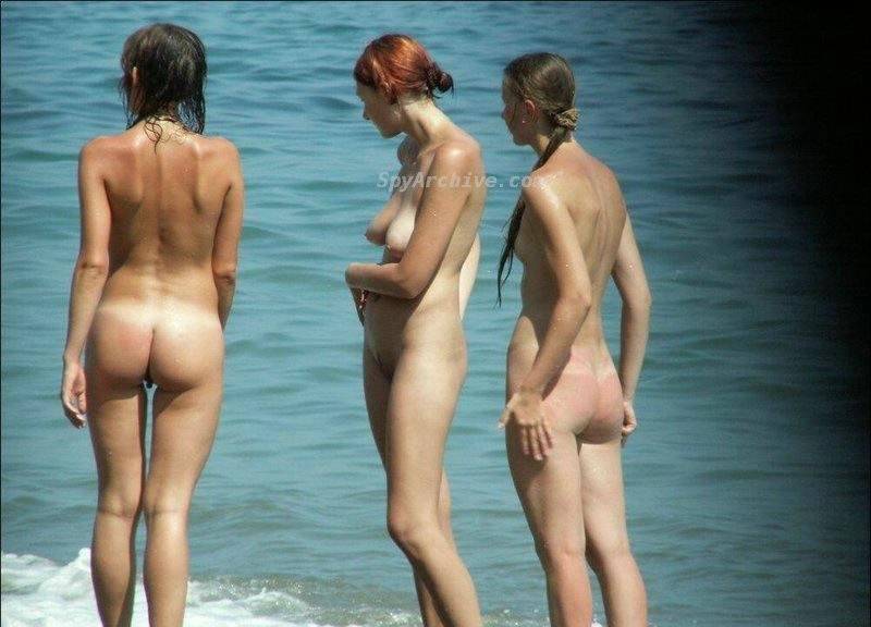 Hot pics of spying for sexy babes on a beach - #13