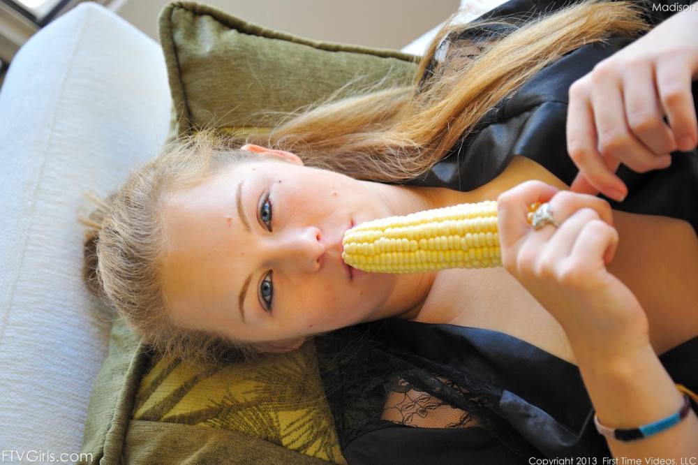 Madison Chandler Is A Teen Blonde Beauty And She Shows Us That Food Can Be Sex Toys As Well - #13