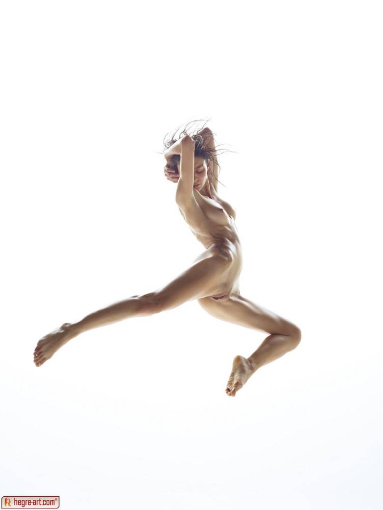 Athletic naked girl rose posing in artistic studio nudes - #12