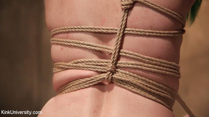 You don't need a top to be tied! learn how to tie up yourself, and even perform - #12
